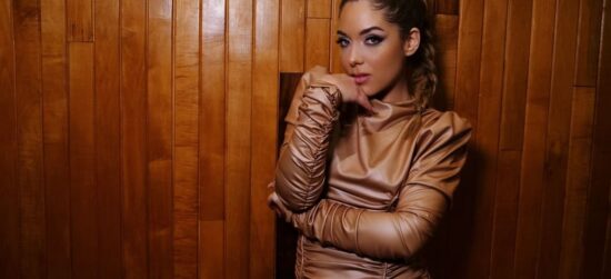 Ina Shai presenta una versión R&B del ‘Oh My God’ de Adele