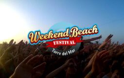 El Weekend Beach Festival pone ritmo a Málaga