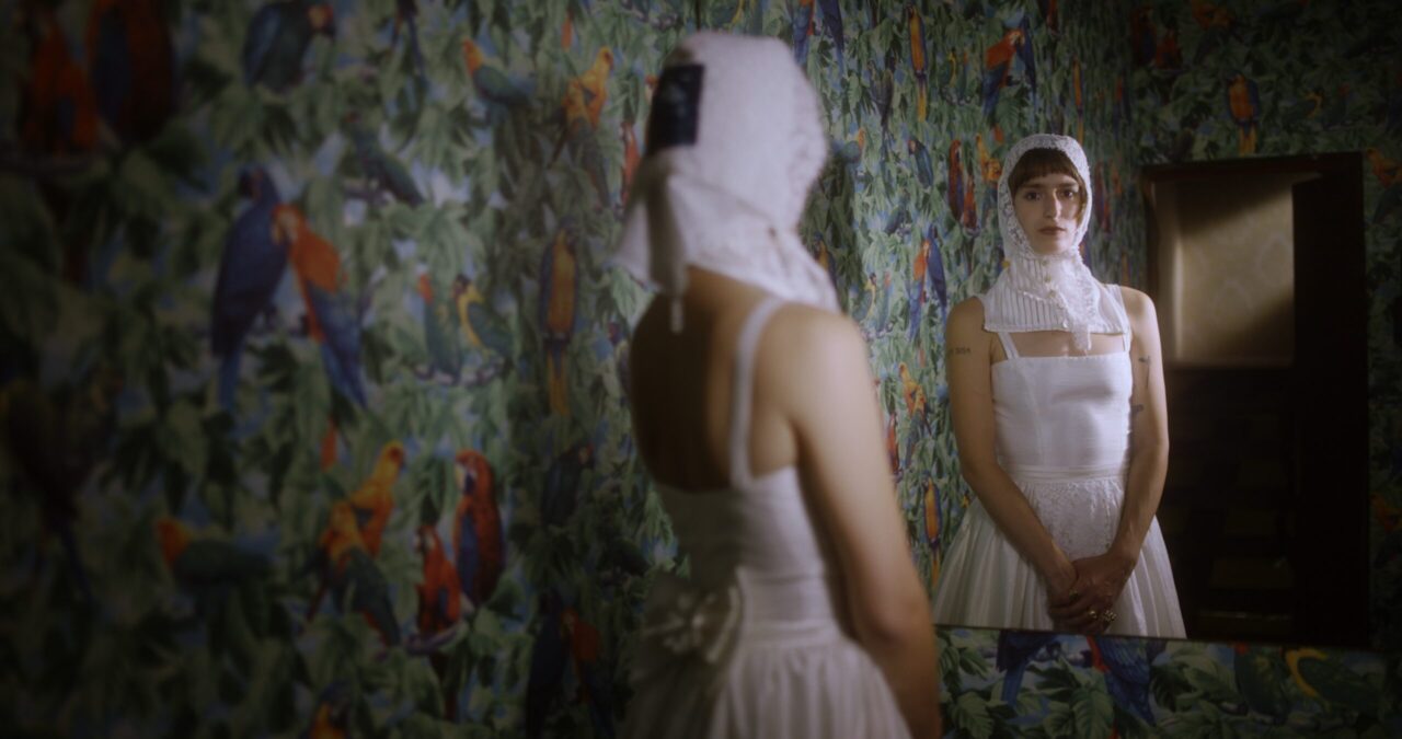 ‘Llámame Sinsorga’: Un edificio propio ‘Llámame Sinsorga’: Un edificio propio