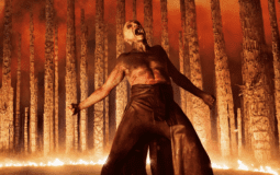 ‘28 años después: El templo de los huesos’: El terror nos salva del apocalipsis ‘28 años después: El templo de los huesos’: El terror nos salva del apocalipsis