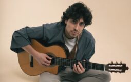 Andrés Iwasaki presenta un nuevo single junto a su nuevo álbum “Zulviem” Andrés Iwasaki presenta un nuevo single junto a su nuevo álbum “Zulviem”