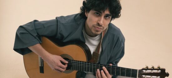 Andrés Iwasaki presenta un nuevo single junto a su nuevo álbum “Zulviem”