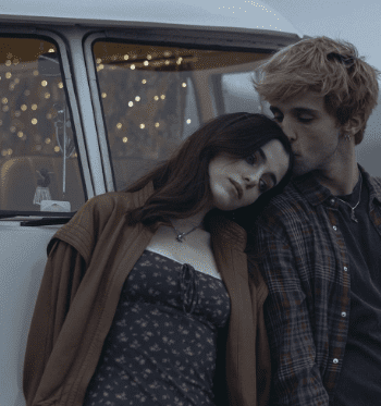 “Boulevard”, un romance adolescente marcado por una herida del pasado