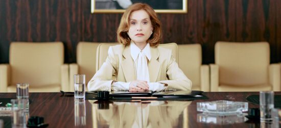 Isabelle Huppert arrasa en la pantalla bajo una excéntrica fortuna